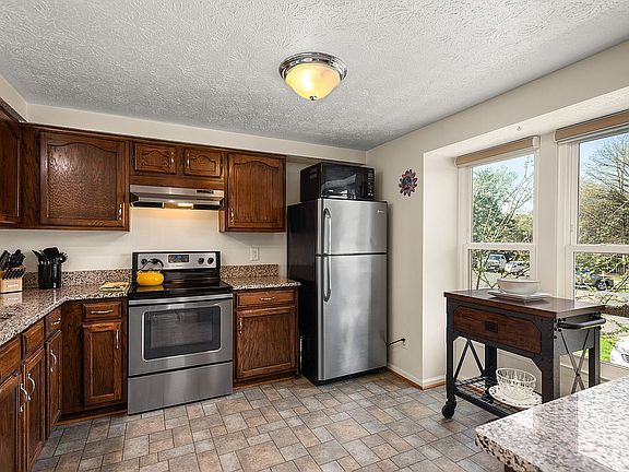 5th image of 14622 Stone Crossing Ct