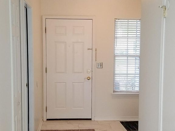 2nd image of 11305 Lake Mandarin Cir E