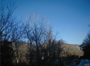 6 Angel Vista Dr, Kent, CT 06757