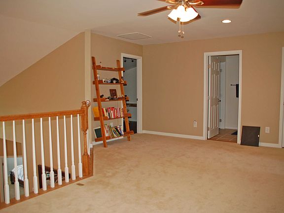 4th image of 3146 Abruzzo Pl