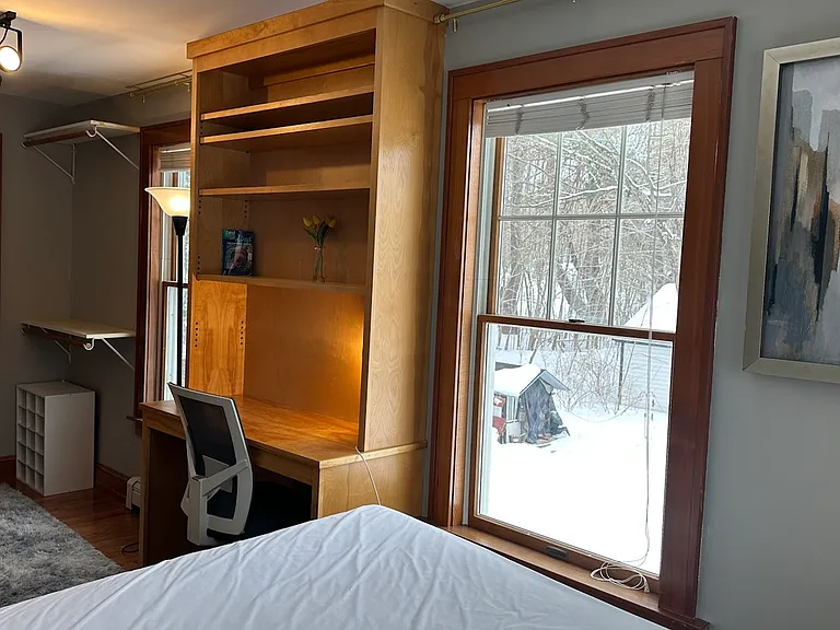 5 Mack Ave — Photo 13
