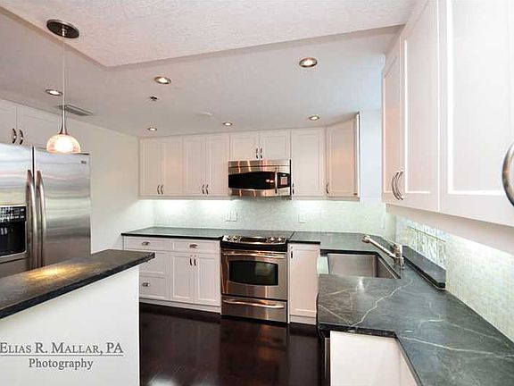 3rd image of 1650 Coral Way #Penthouse 1