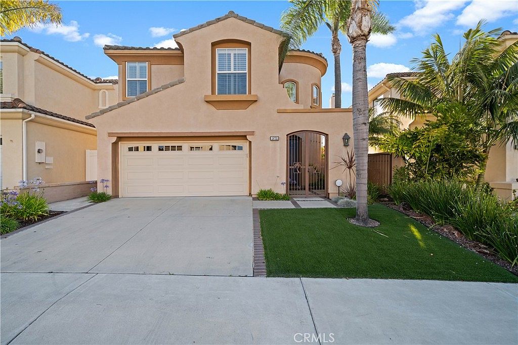 18731 Stratton Ln, Huntington Beach, CA 92648 | Zillow