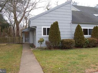 2 Glenwood Dr, Lindenwold, NJ 08021