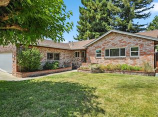 2013 Knight Ave, Petaluma, CA 94954