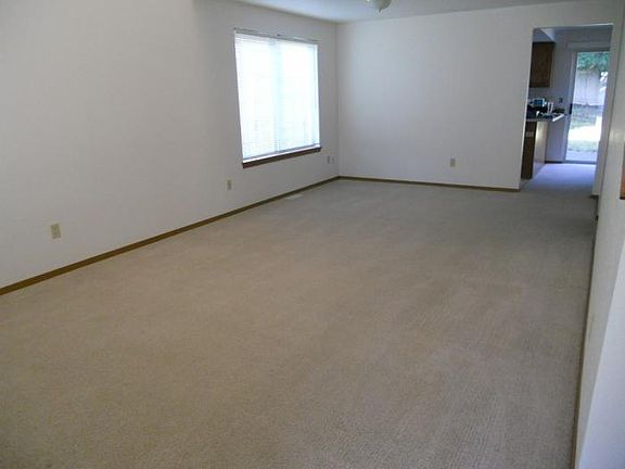 4th image of 5289 Lake Hills St SE