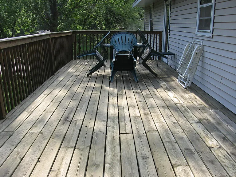 Large Deck