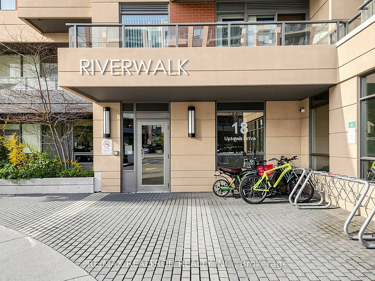 18 Uptown Dr #102 — Photo 47