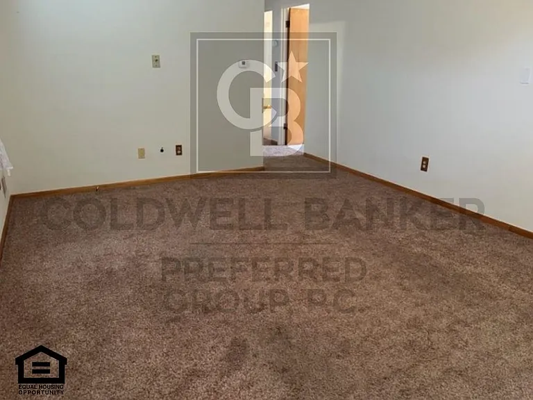 1202 Bel Aire Rd — Photo 4