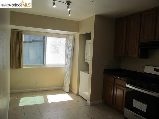 4740 Appian Way #5 — Photo 12