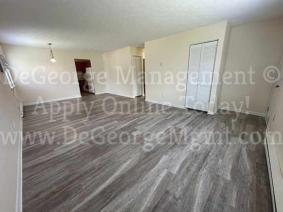5th image of 309 Washington St #55