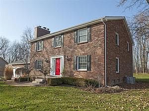 3rd image of 2742 Jennifer Dr