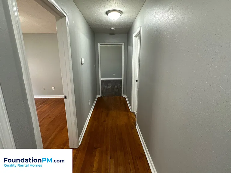 5028 Cheston Ave — Photo 10