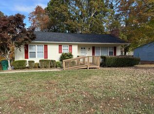 2110 Arbrook Ln, High Point, NC 27265