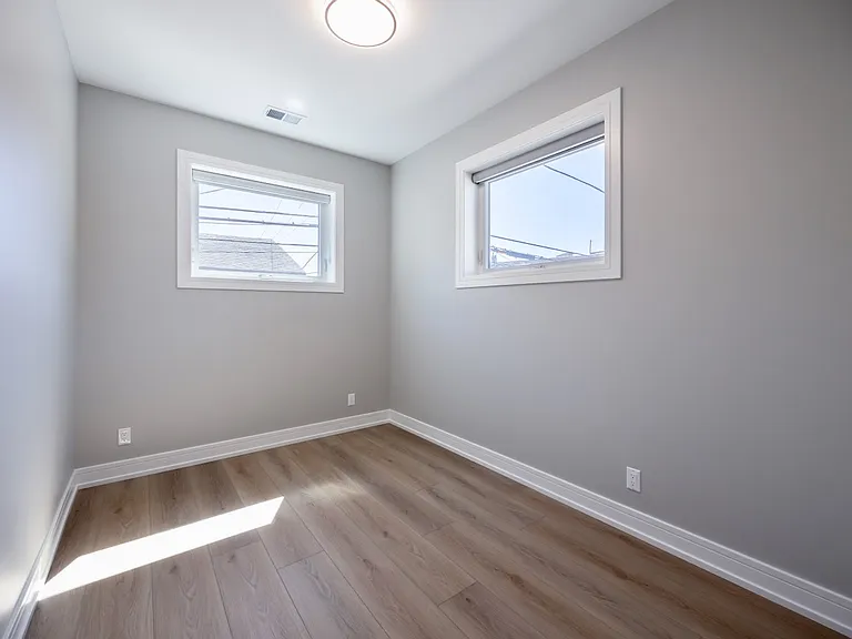 1809 S Laflin St #2R — Photo 10