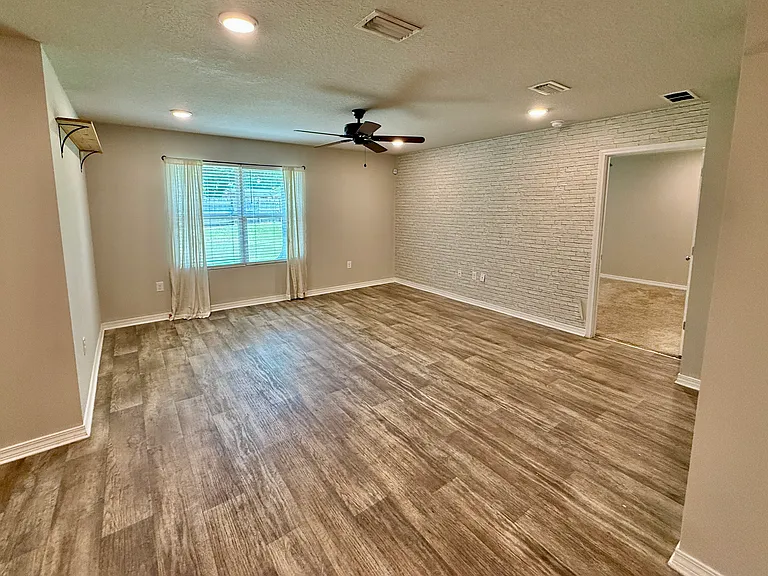 848 Jacobs Way — Photo 14