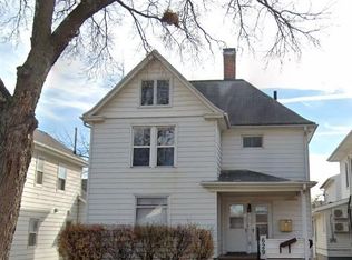 629 E Jefferson St #1, Iowa City, IA 52245