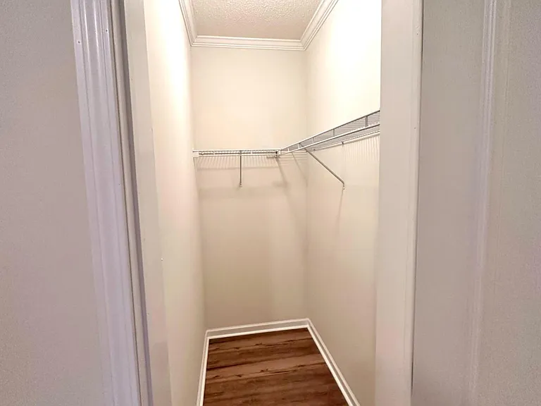 205 Shelton St — Photo 20