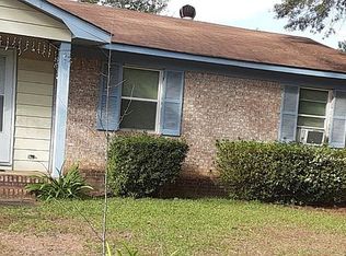 2011 Beachview Dr, Albany, GA 31705