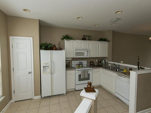 3rd image of 3481 Nightscape Cir