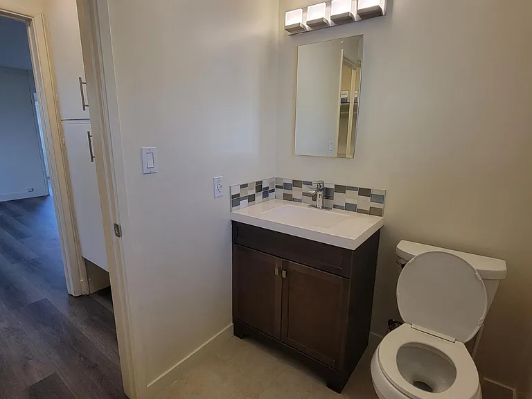2287 E Washington Blvd #D — Photo 10