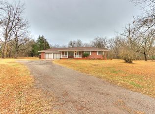 500 N Blaine Ave, Chandler, OK 74834