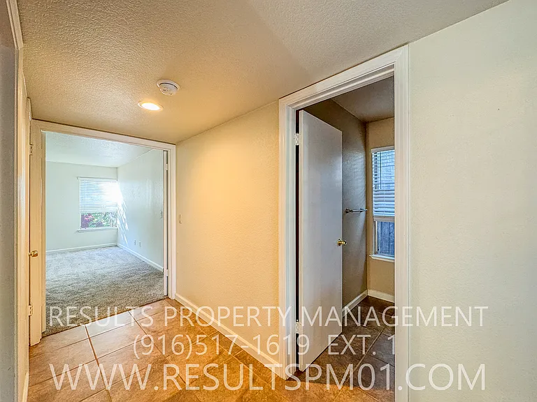 3546 Willard Way — Photo 14