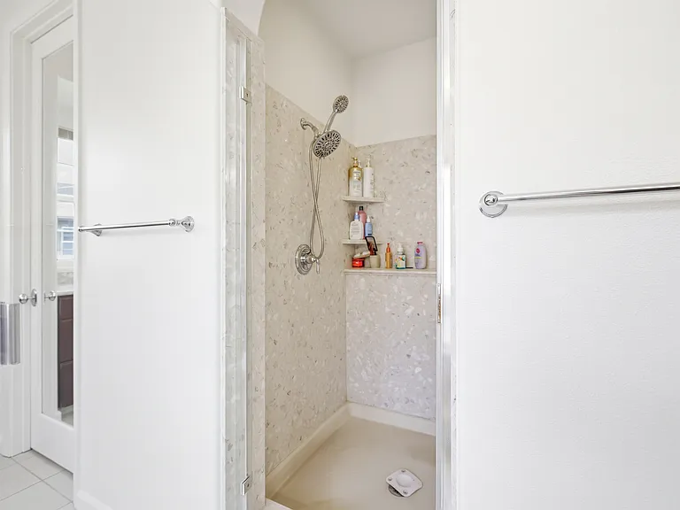 Bathroom 2 (Master)