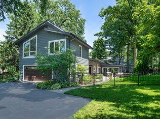 645 Indian Rd, Glenview, IL 60025