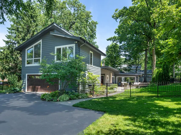645 Indian Rd, Glenview, IL 60025