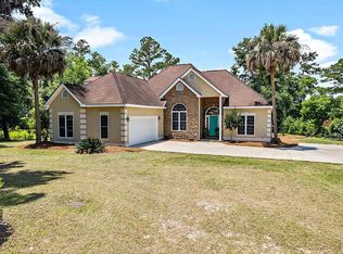 448 Dutchmans Cove Rd, Midway, GA 31320