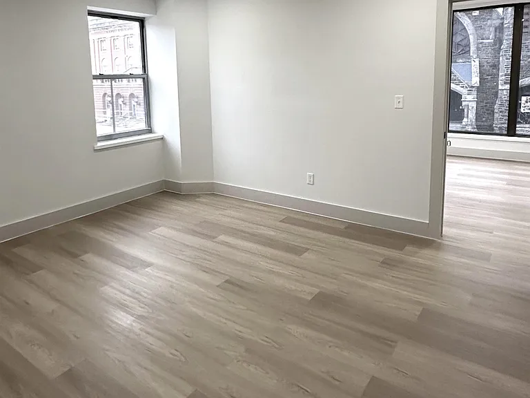 215 Main St #202 — Photo 11
