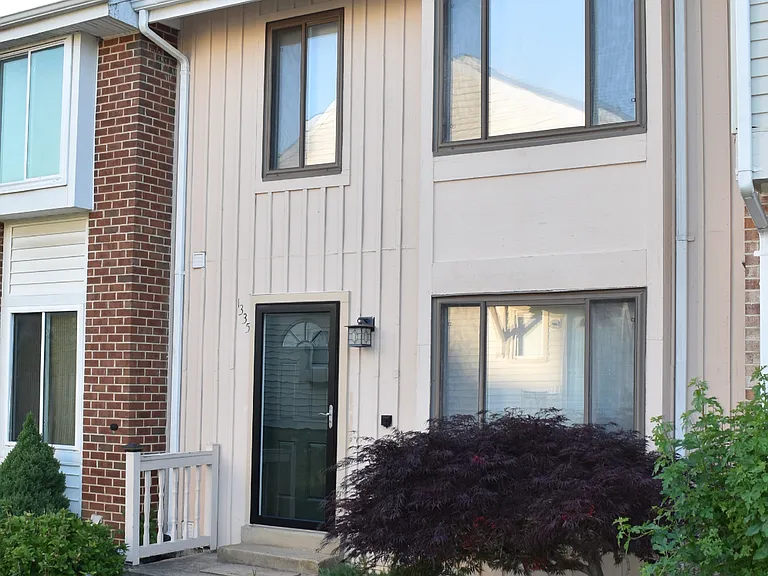 13351 Fones Pl — Photo 2