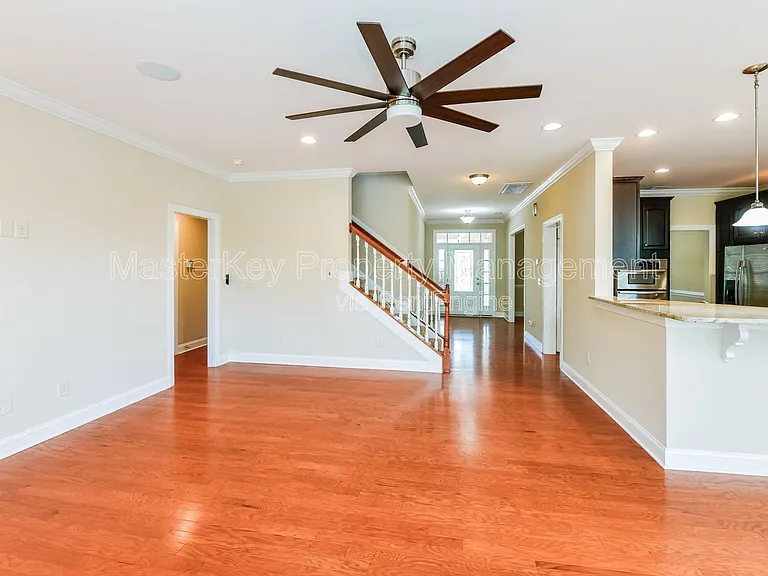 906 Keaton Ridge Ct — Photo 6