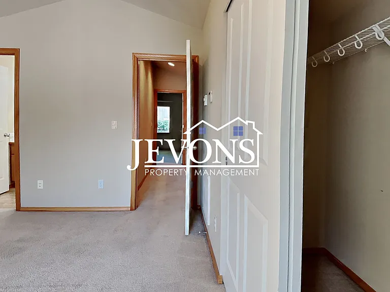 13721 Greenwood Ave N #A — Photo 17