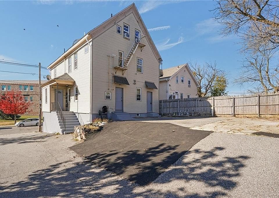 1st image of 72 Rugby St