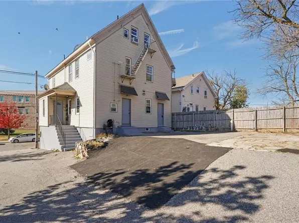 72 Rugby St, Providence, RI 02905