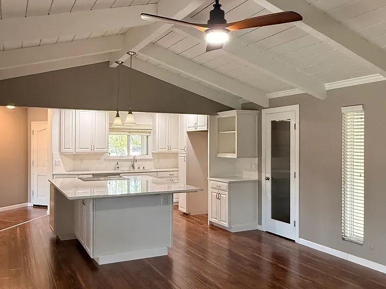809 Laver Ct — Photo 8
