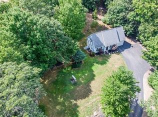 36 Breakneck Rd, Sturbridge, MA 01566