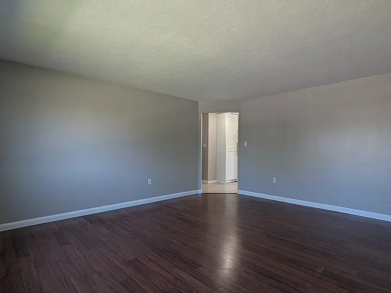 85 Saint Johns Pl #3 — Photo 10