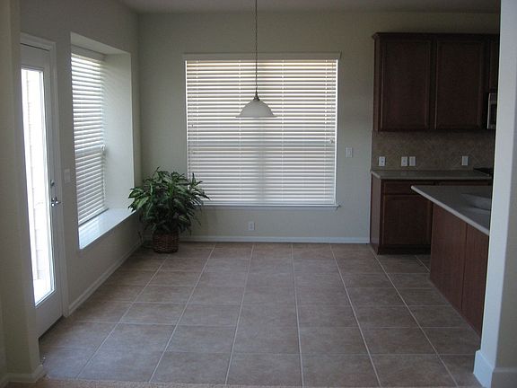 4th image of 461 Sweet Gum Dr