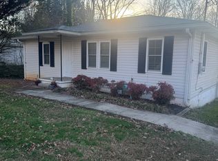 134 Faulkner St, Cleveland, GA 30528