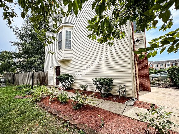 3rd image of 11912 Hayes Station Way