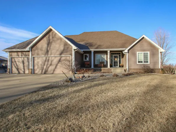813 Brookside Dr, Jefferson, SD 57038