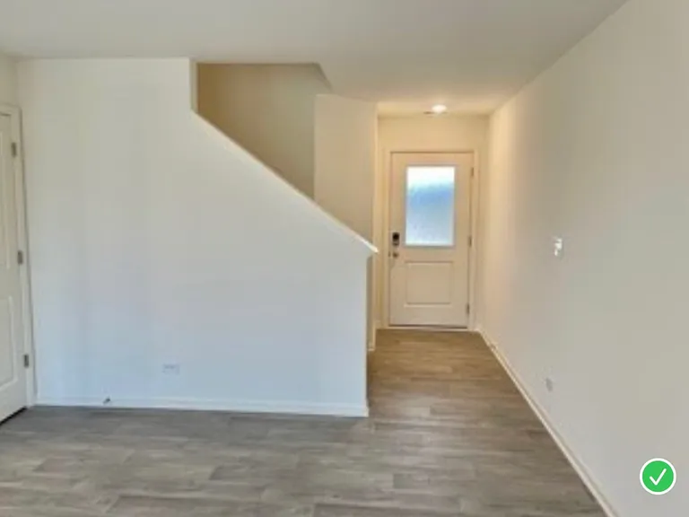 1137 Amber Dr — Photo 18