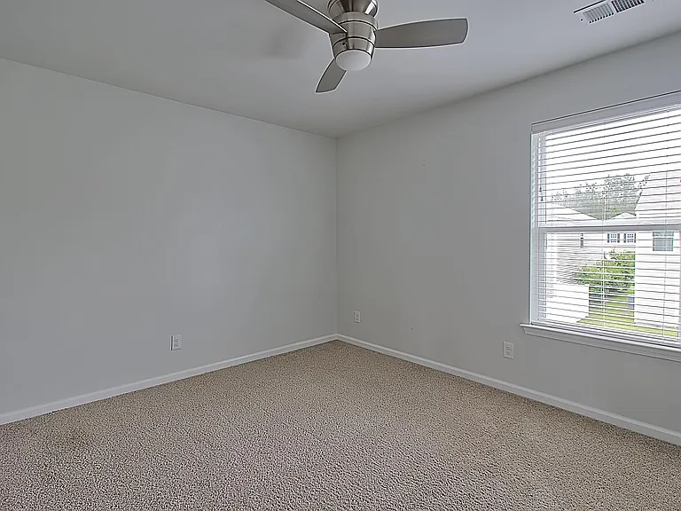 143 Davila St — Photo 18