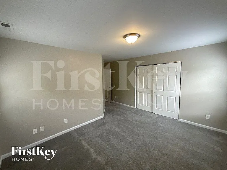 634 Conover Rd — Photo 12