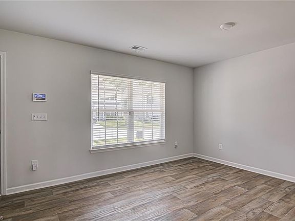 3rd image of 5021 Black Forest Dr