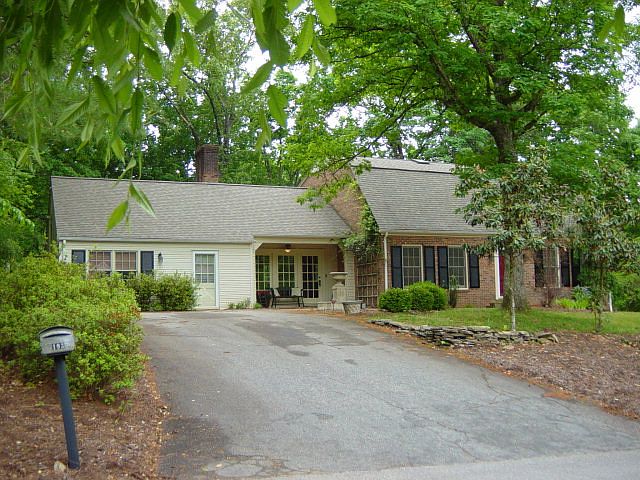 1st image of 103 Woodland Ave