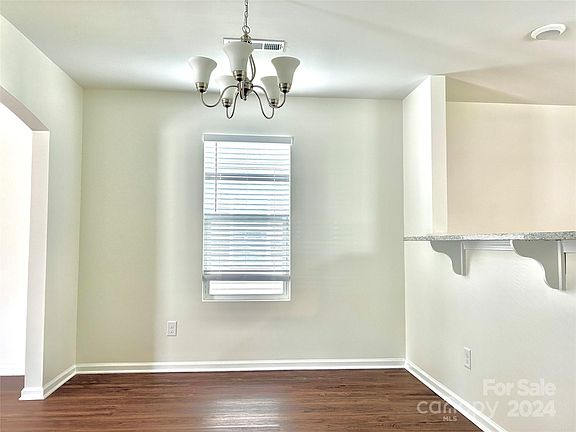 5th image of 6139 Thompson Brook Ln